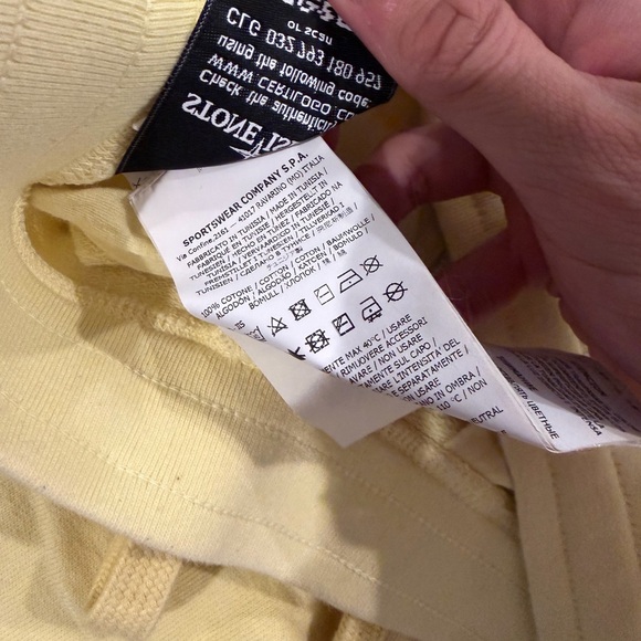 Stone Island Bermuda Shorts - Picture 5 of 5